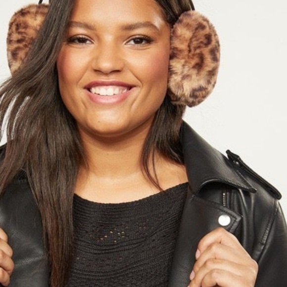 Women's Plush Leopard Warm Winter Ear Muffs - Picture 2 of 2